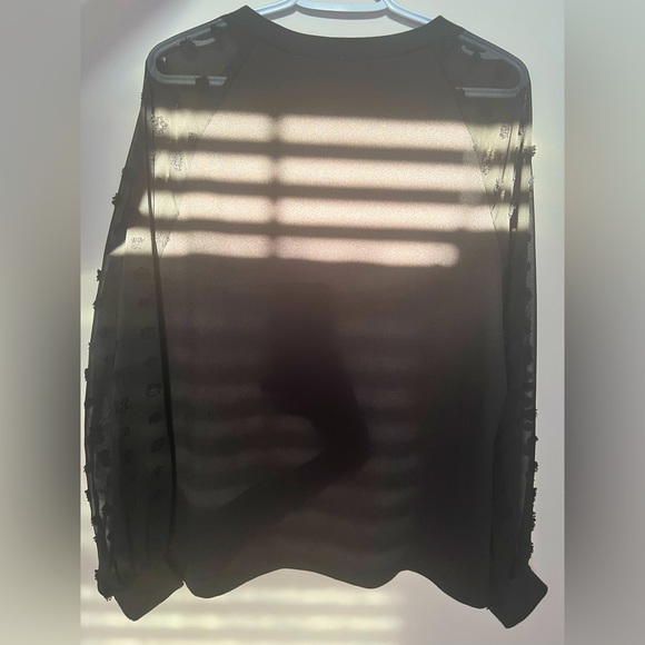 Long Sleeve Knit - Picture 3 of 4